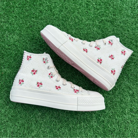 Converse Chuck Taylor All Star Lift Platform High Top Rose Cross Stitch - Picture 8 of 13